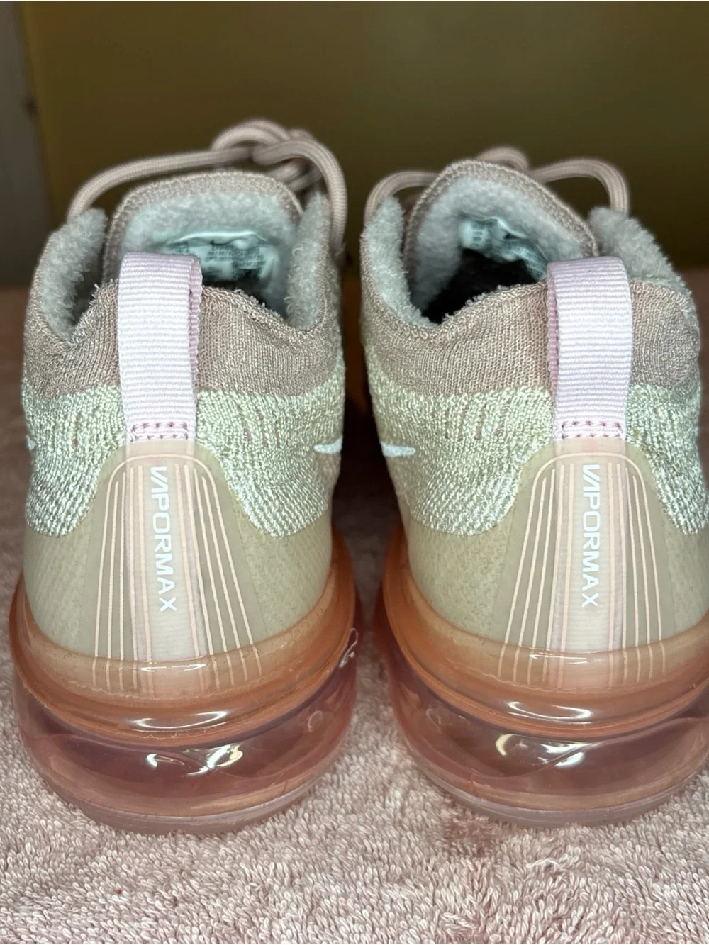 Nike Air VaporMax 2023 FlyKnit Women's Oatmeal Pink Oxford DV6840-101 Size 8.5